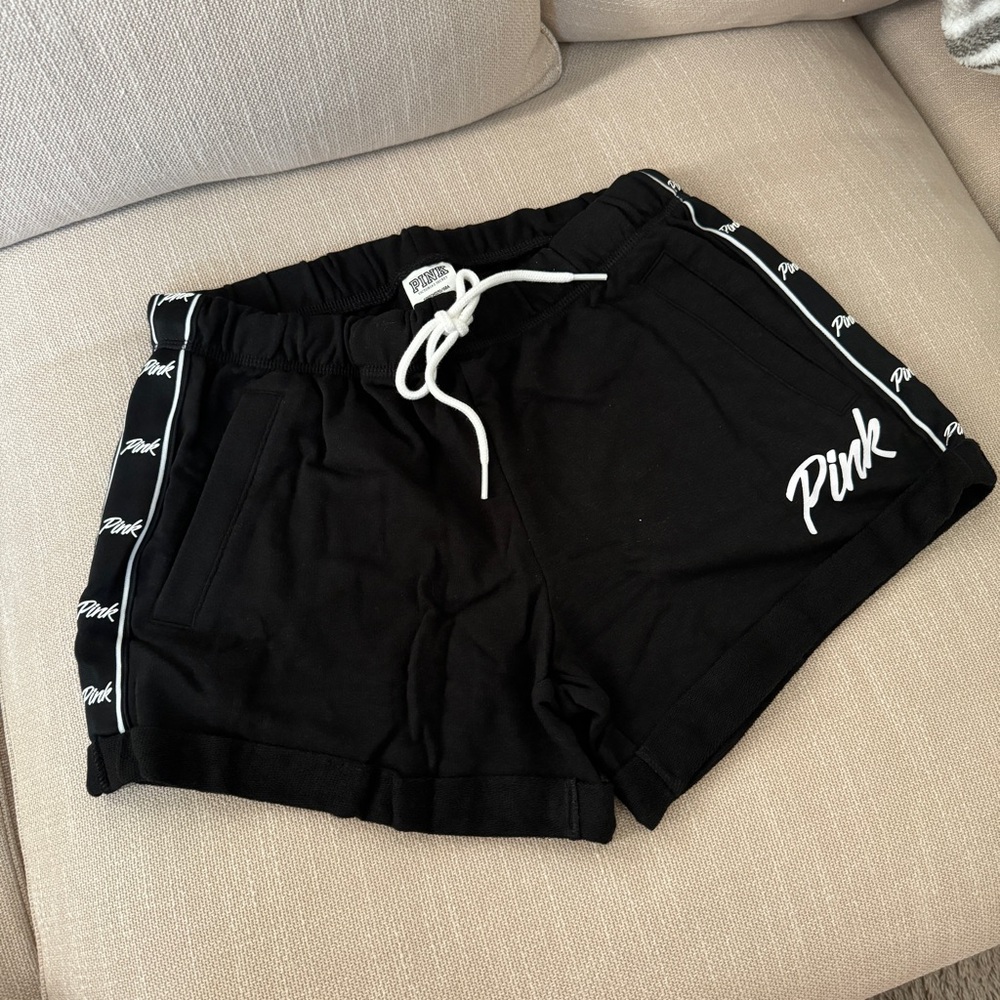 NIB PINK shorts black small